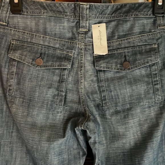 NWT Eddie Bauer Bootcut Lightweight Jeans 10 - Picture 8 of 9